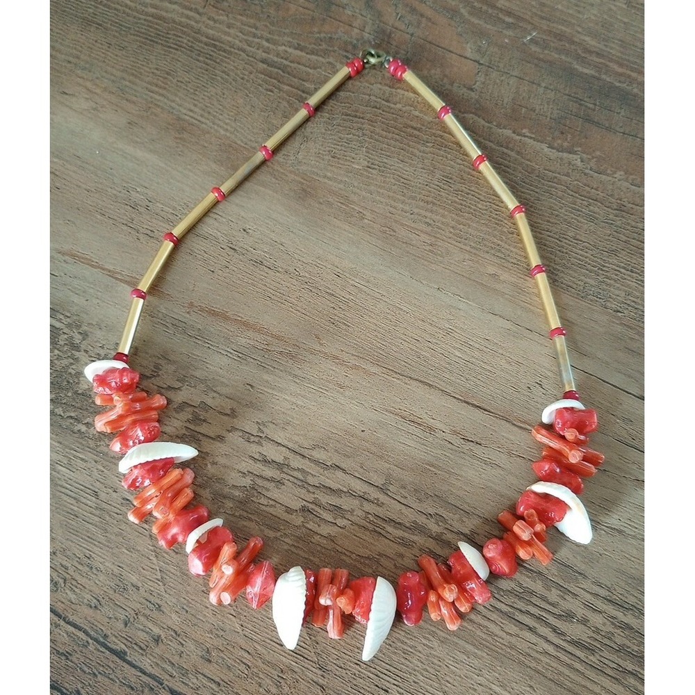 VTG 80s Faux Sponge Coral And Shells Gold/Orange Beaded Necklace 15" Clasped End